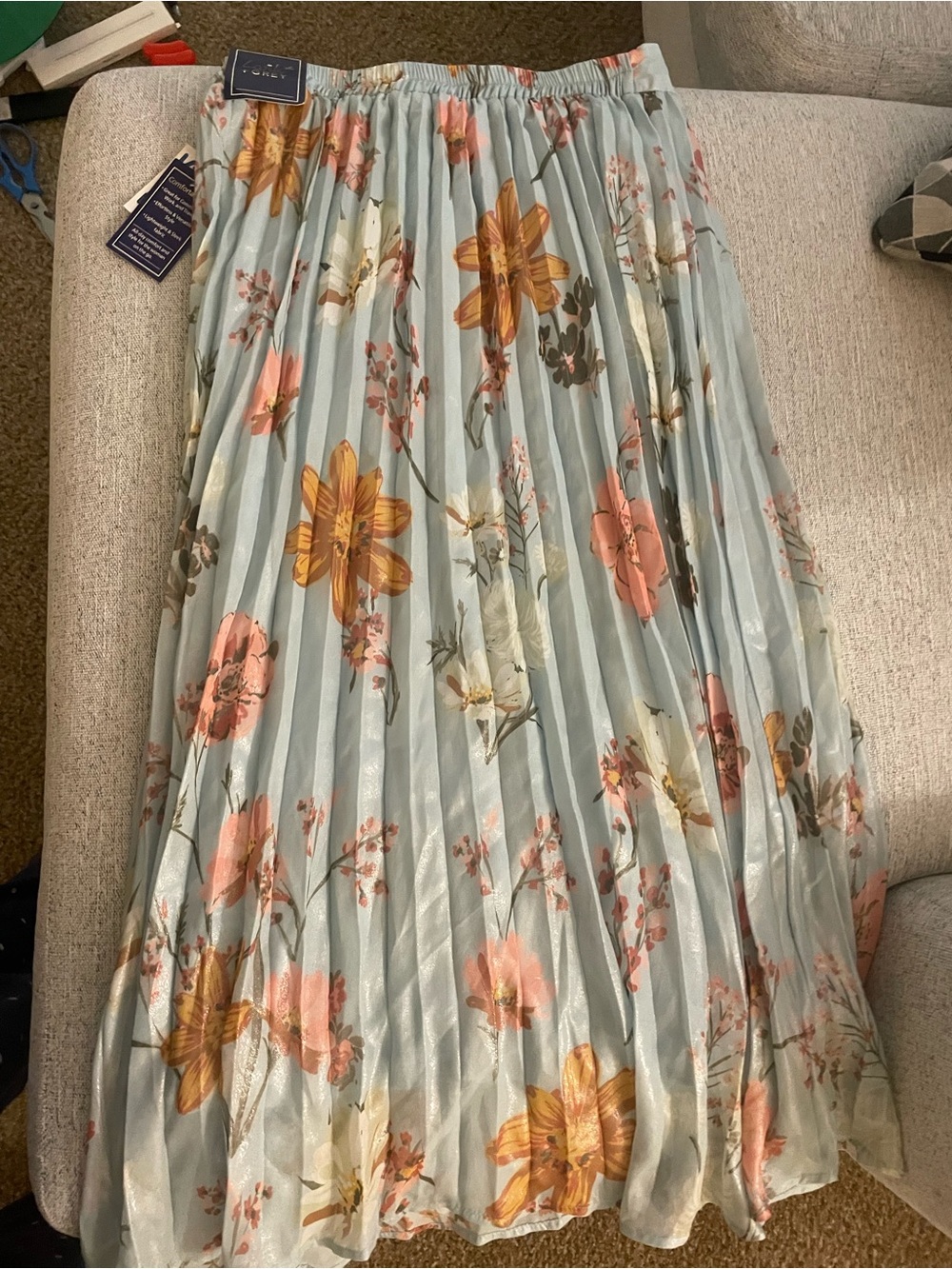 Pleated Floral Midi Skirt in Light Blue